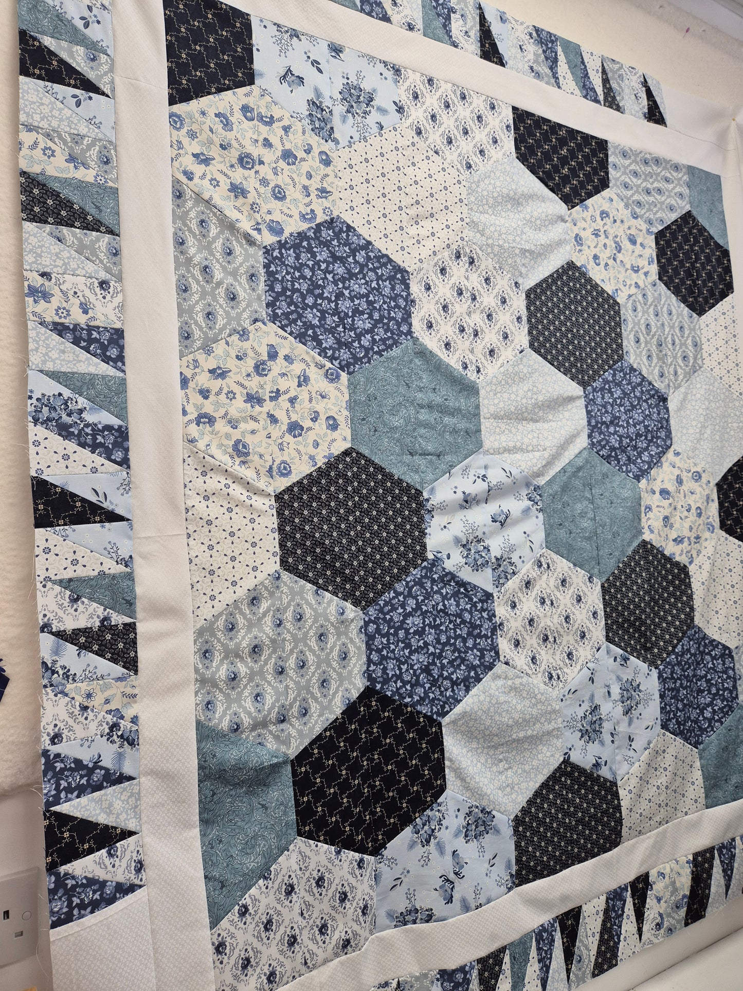 Happy Hexagon Quilt