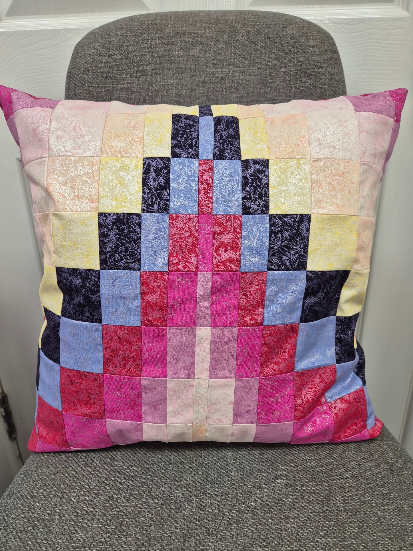 Bargello Cushion Class